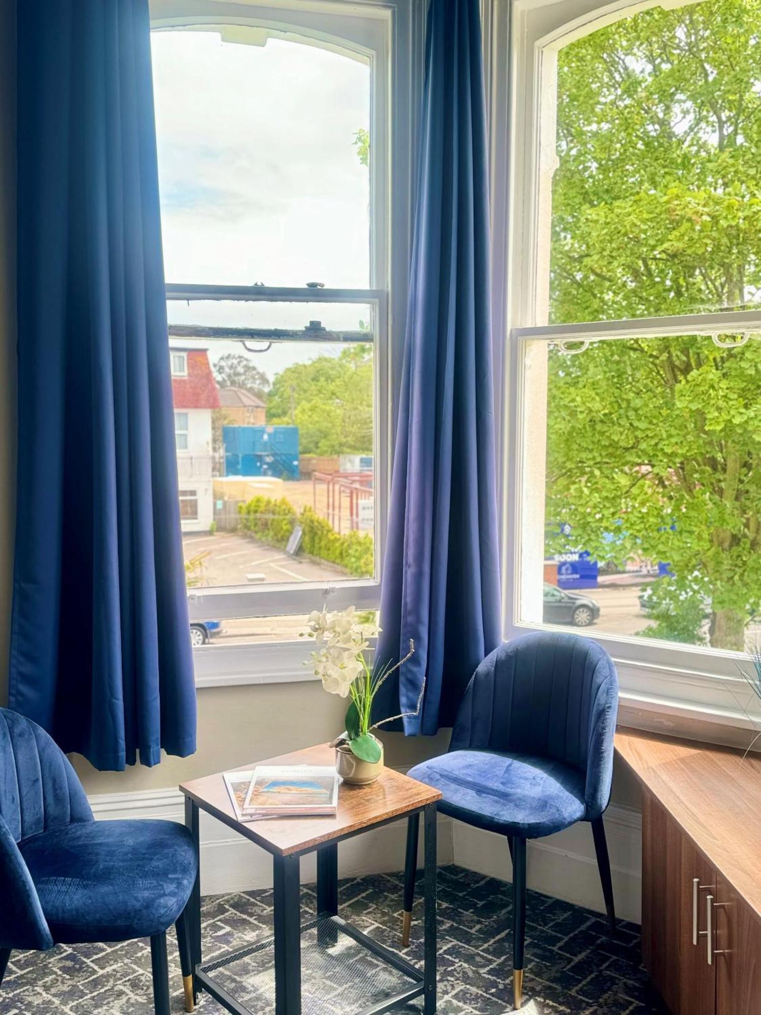 No5 Durley Road - Contemporary Serviced Rooms And Suites 본머스 외부 사진