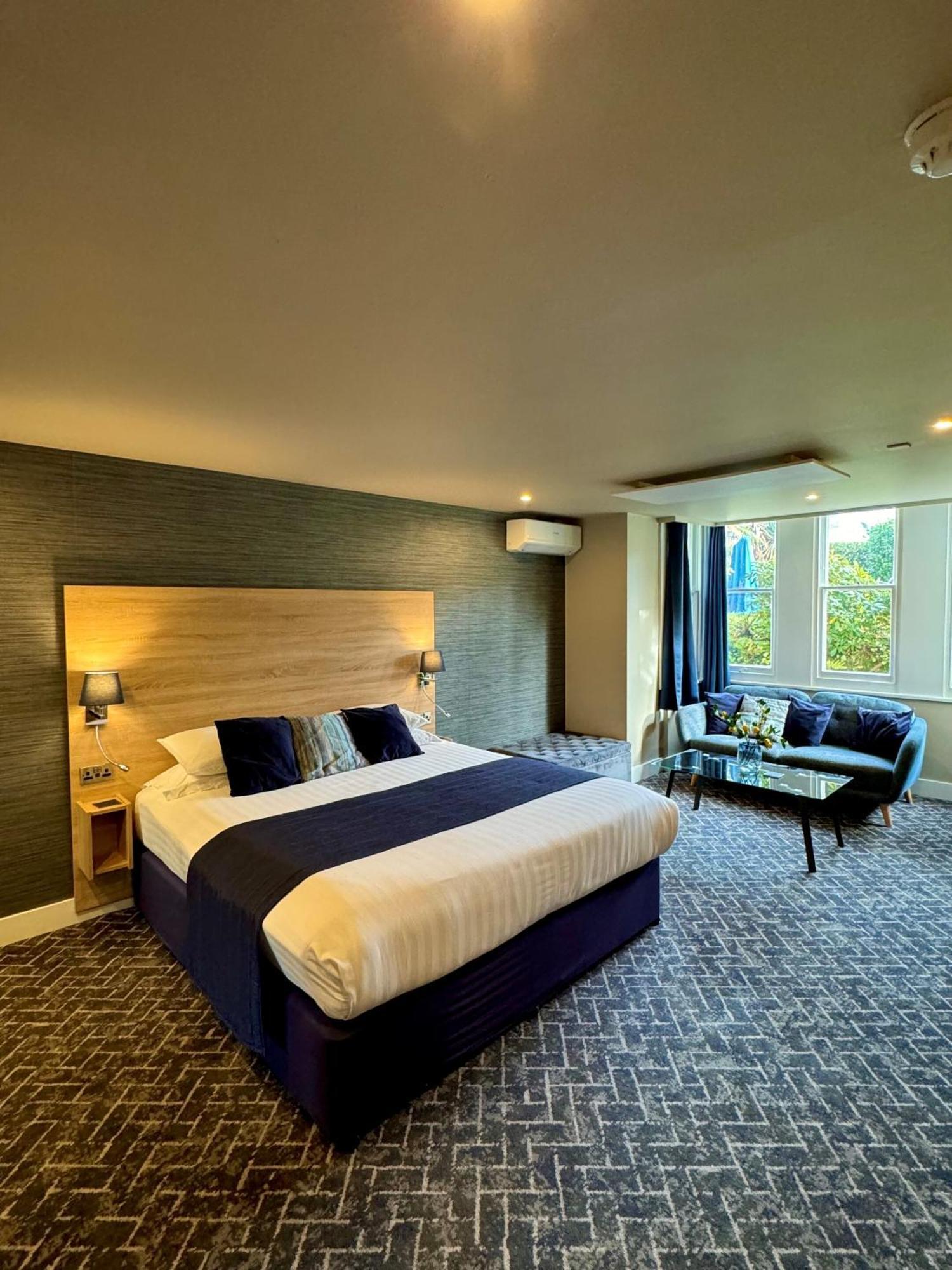No5 Durley Road - Contemporary Serviced Rooms And Suites 본머스 외부 사진